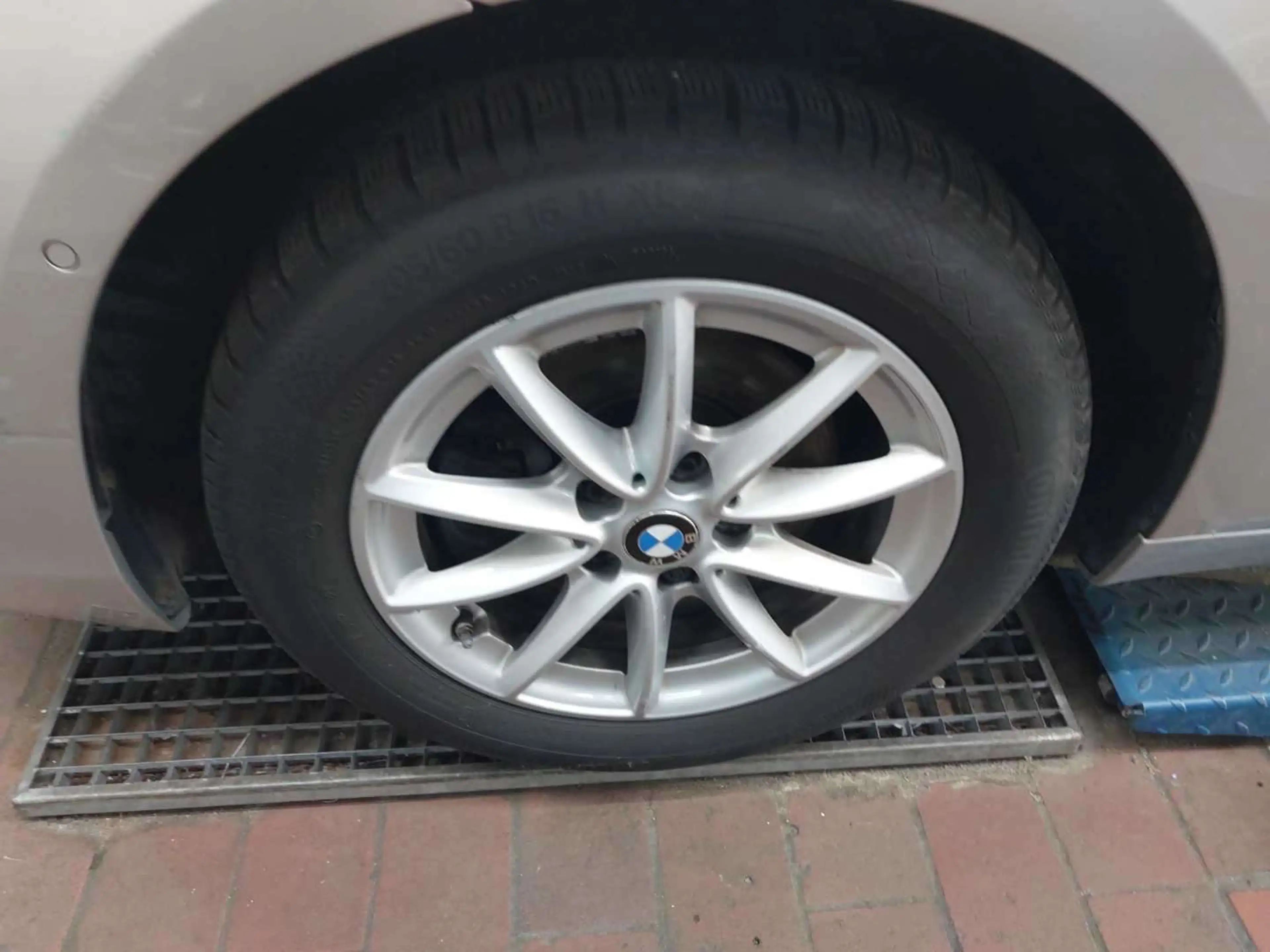 BMW 216 216d Active Tourer 12 Monaten Garantie — photo 9
