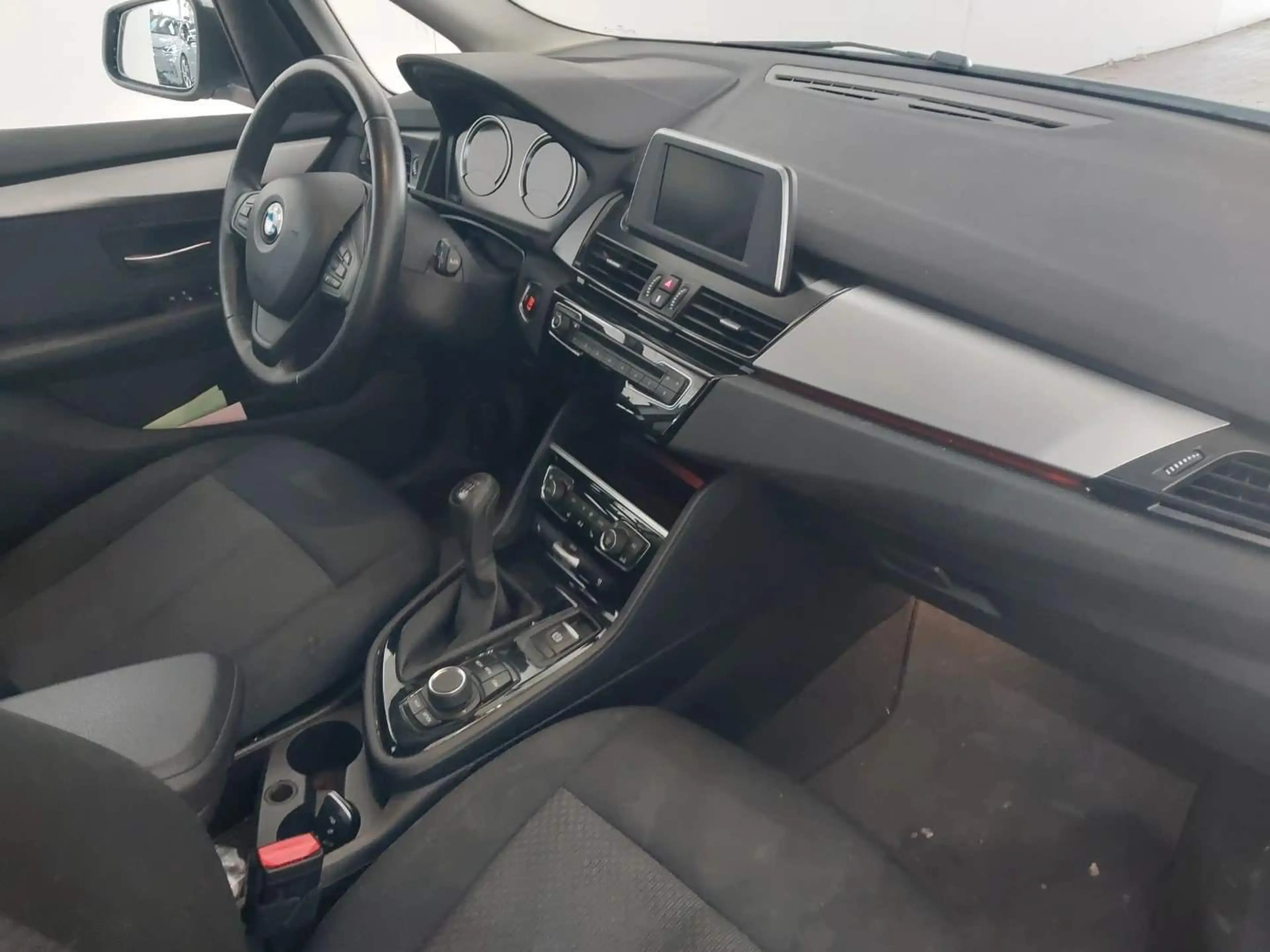 BMW 216 216d Active Tourer 12 Monaten Garantie — photo 4