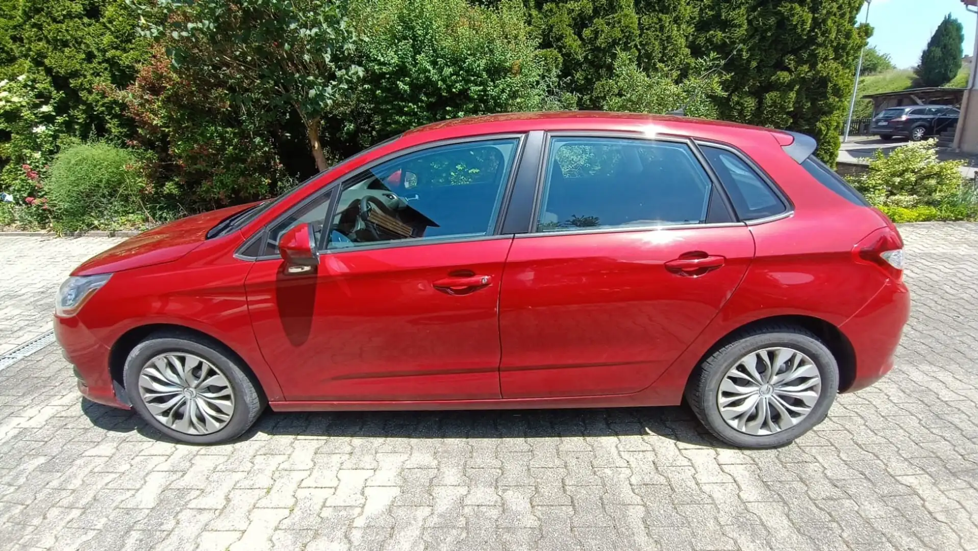 Citroen C4 C4 VTi 95 Selection Rot - 2