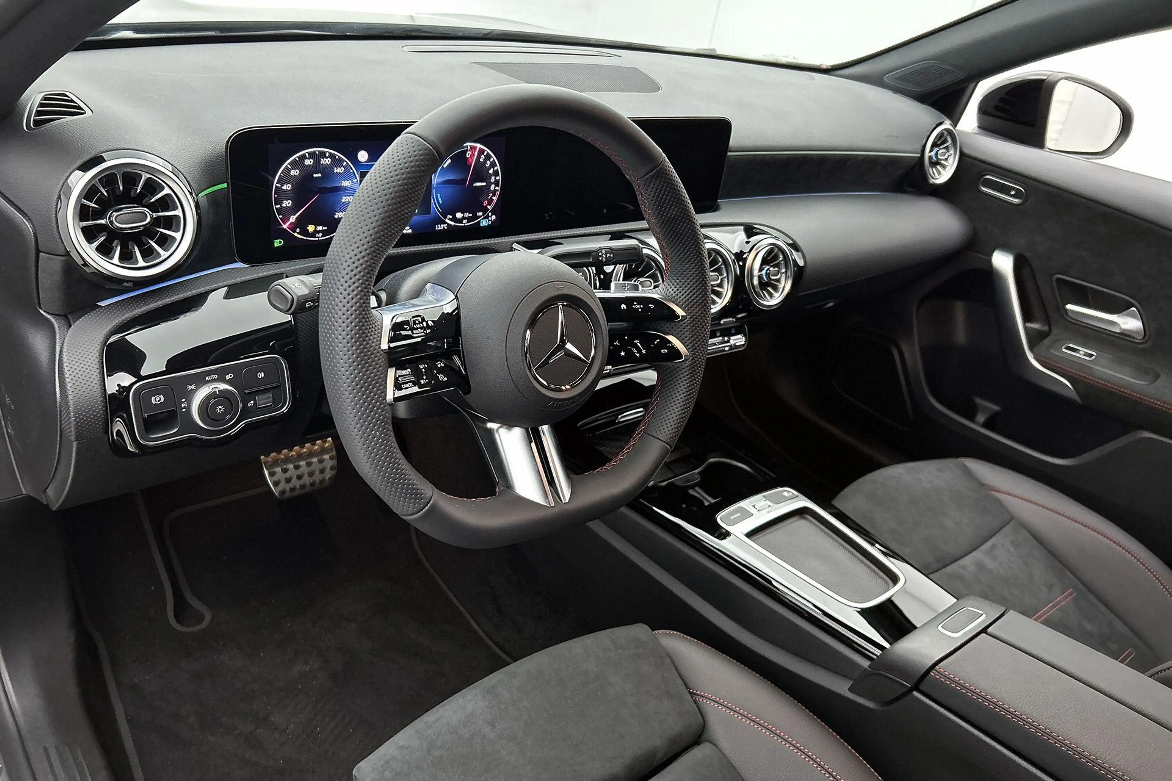 Mercedes-Benz A 250 A 250e Automaat Business Solution AMG Limited | Ex — photo 9
