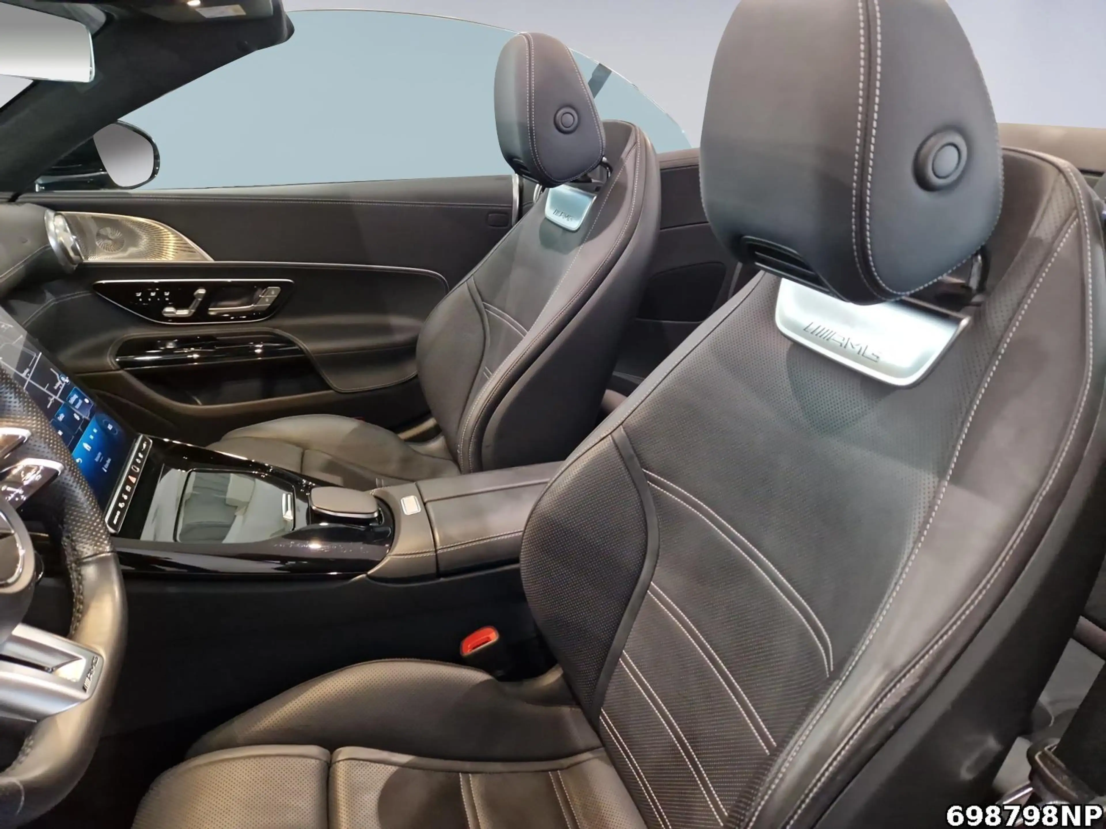 Mercedes-Benz SL 63 AMG DIGITAL LIGHT Burmester Head-up 360° — photo 10