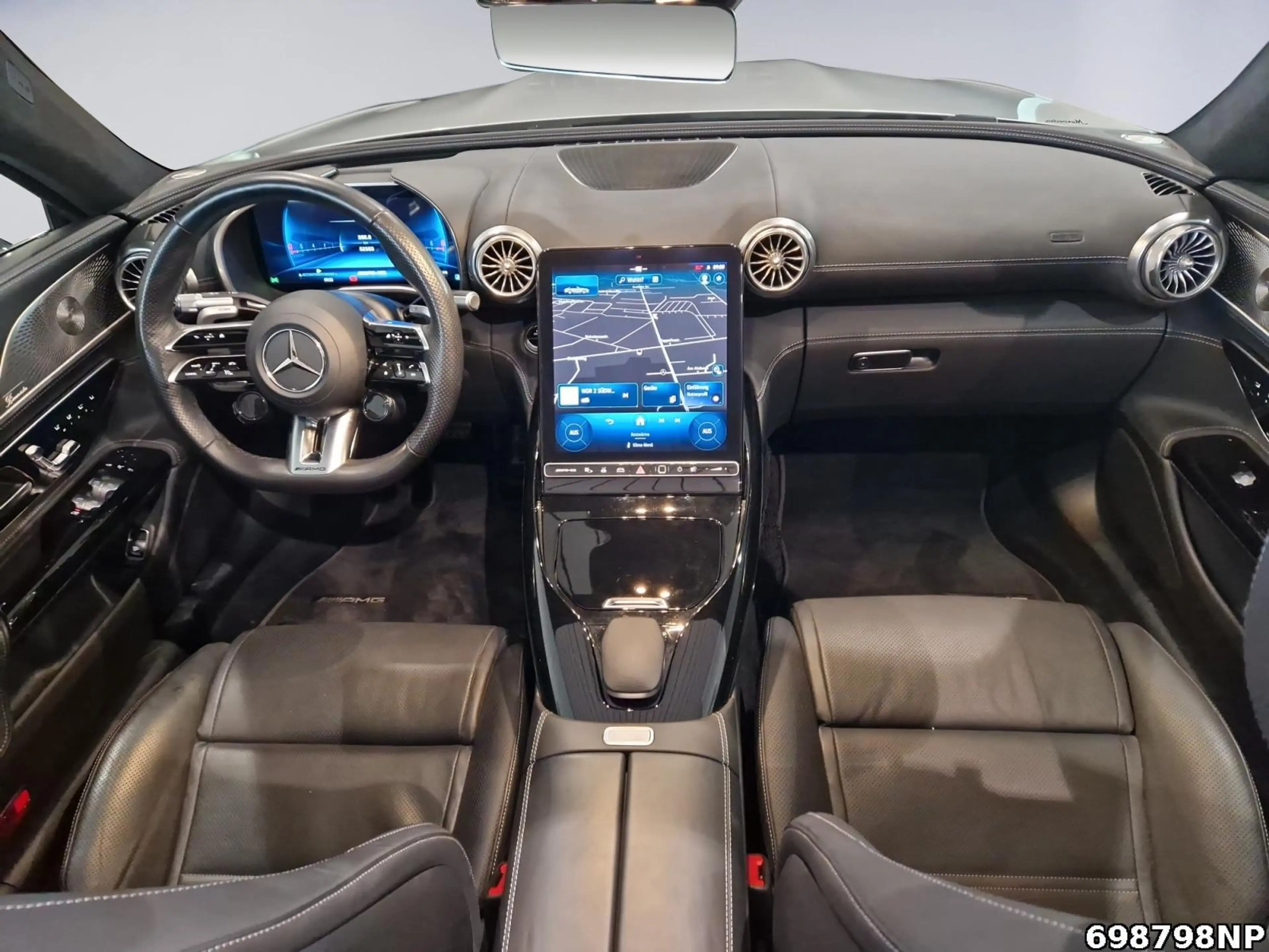 Mercedes-Benz SL 63 AMG DIGITAL LIGHT Burmester Head-up 360° — photo 8