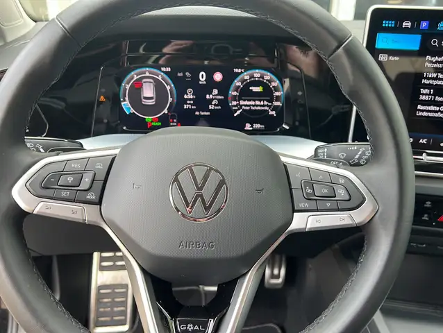 Volkswagen Golf view 7