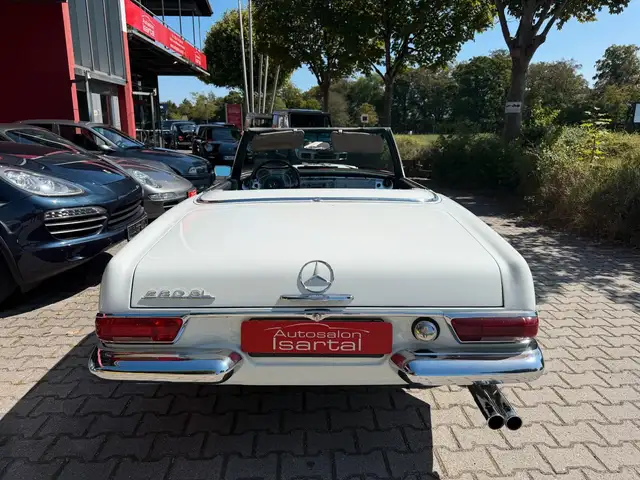 Mercedes-Benz SL view 5