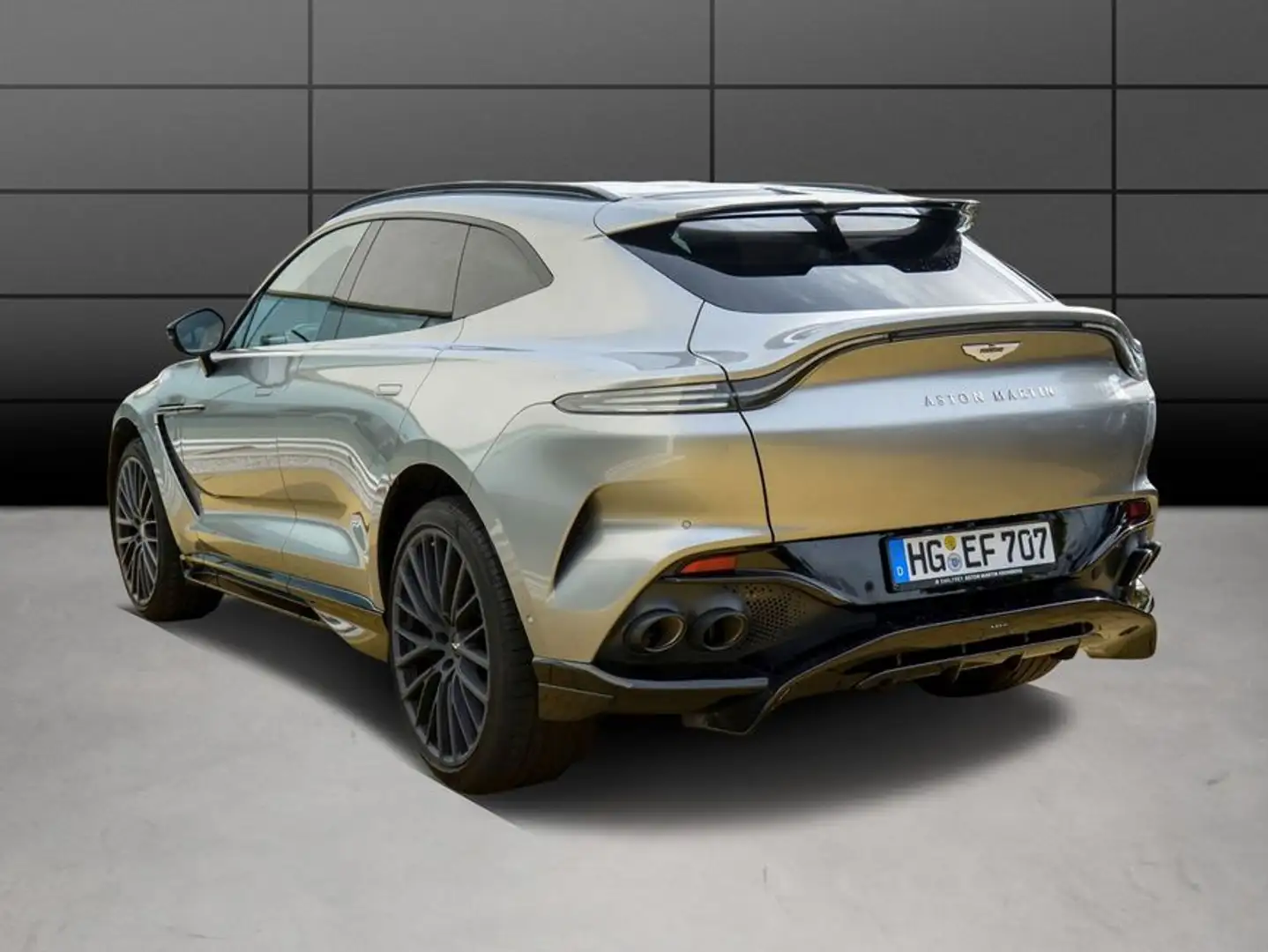 Aston Martin DBX 707 Zilver - 2