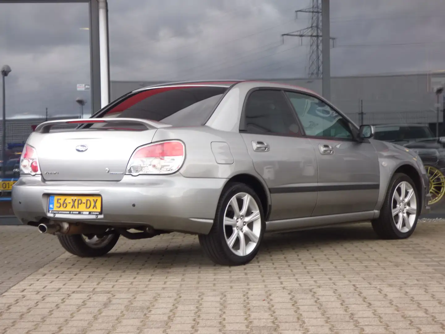 Subaru Impreza 2.0R AWD | 1e eigenaar | WRX wheels | Šedá - 2