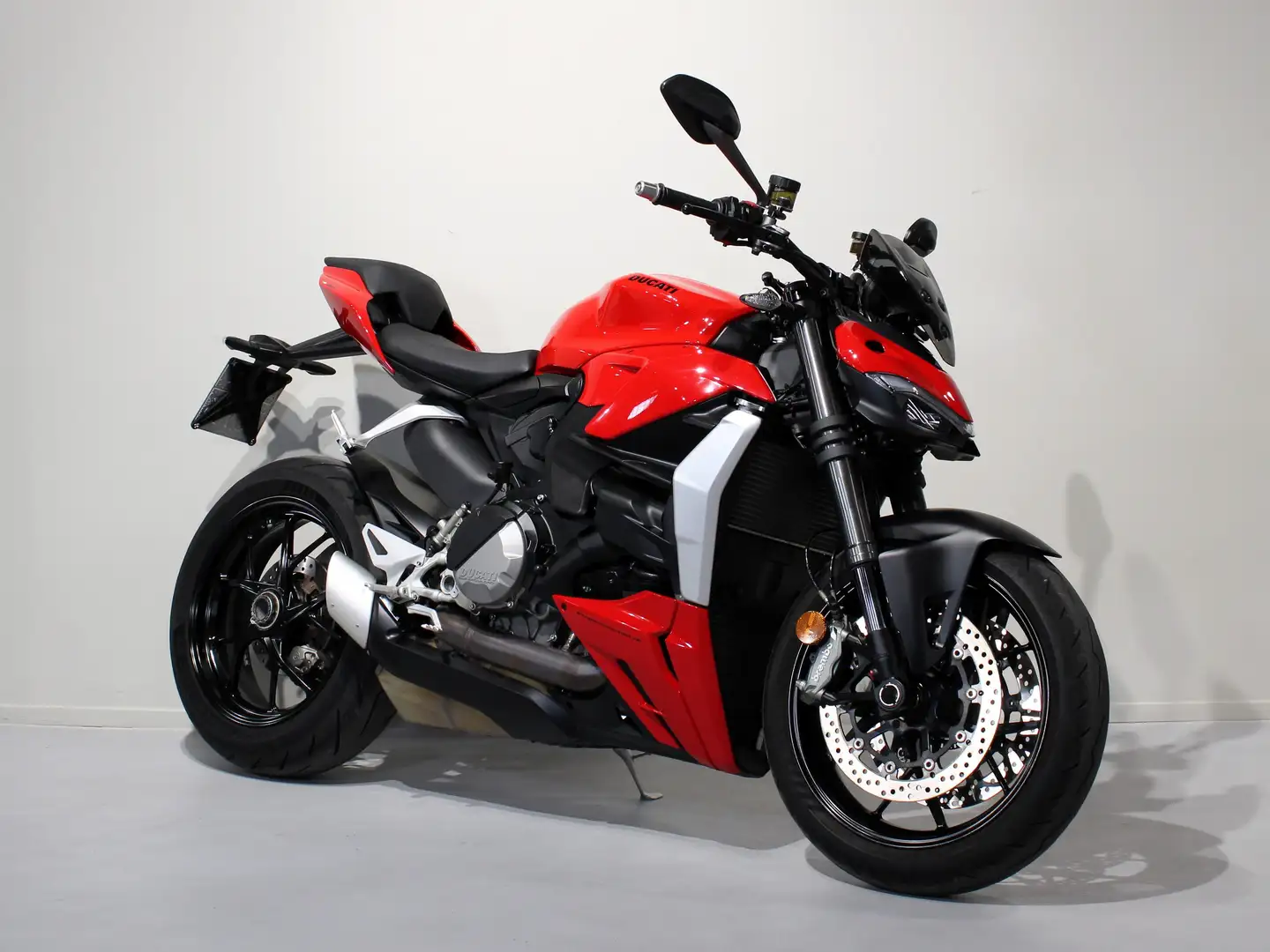 Ducati Streetfighter V2 Rosso - 2