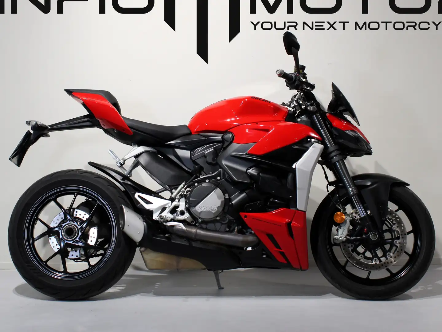Ducati Streetfighter V2 Rosso - 1