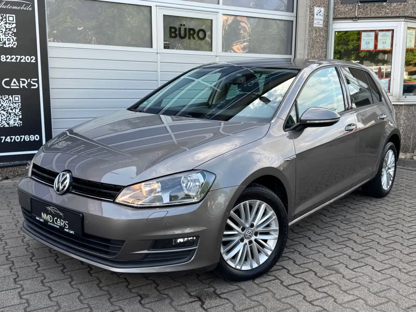 Volkswagen Golf 1.2 TSI BMT CUP 2.HAND/GEPFLEGT - 2