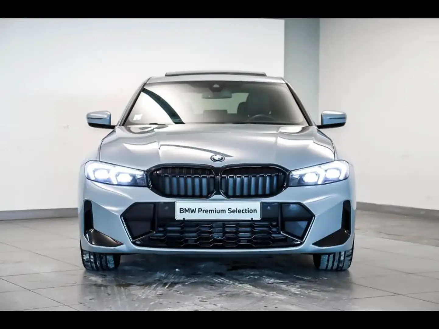 BMW 320 320eA 204ch M Sport Gris - 2