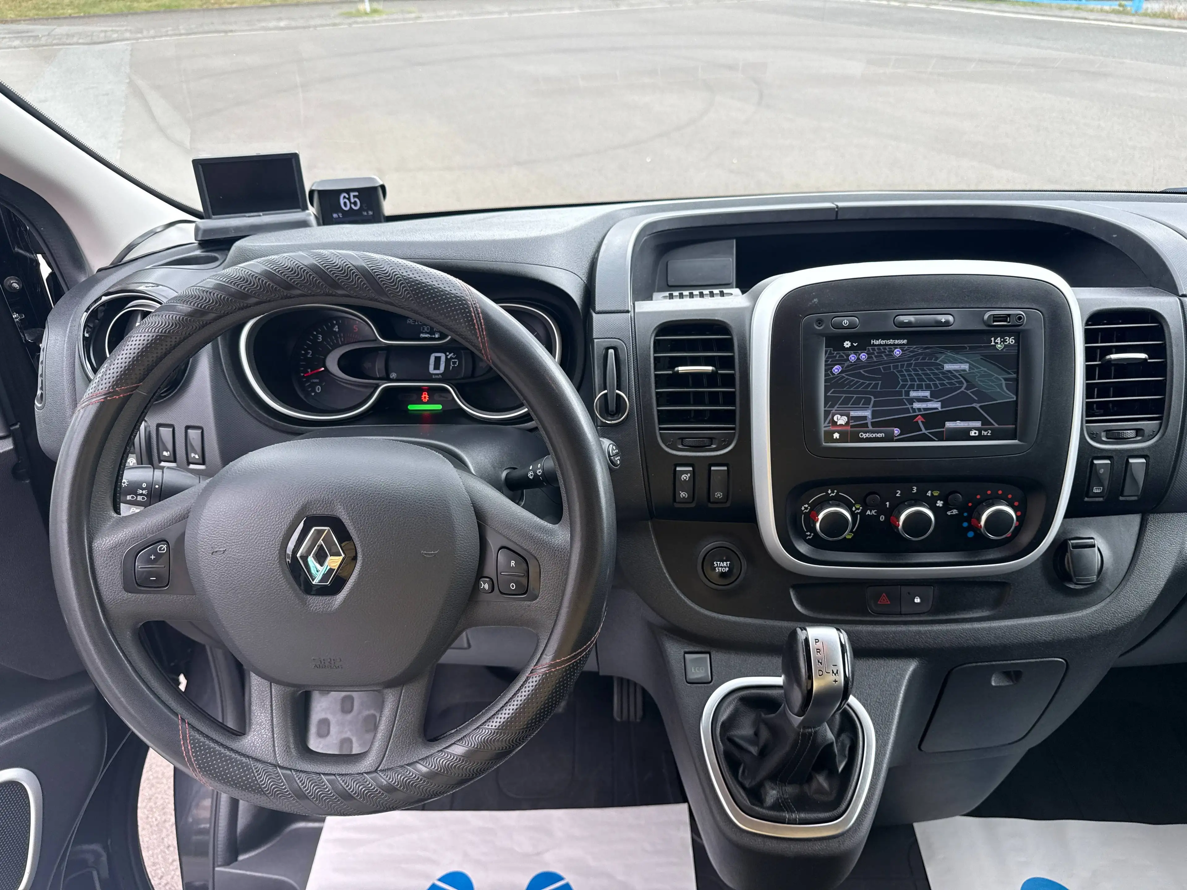 Renault Trafic 2.0 dCi Life L2H1 3,0t Energy Automatik (AHK*9xSITZER*NAVI) — photo 12
