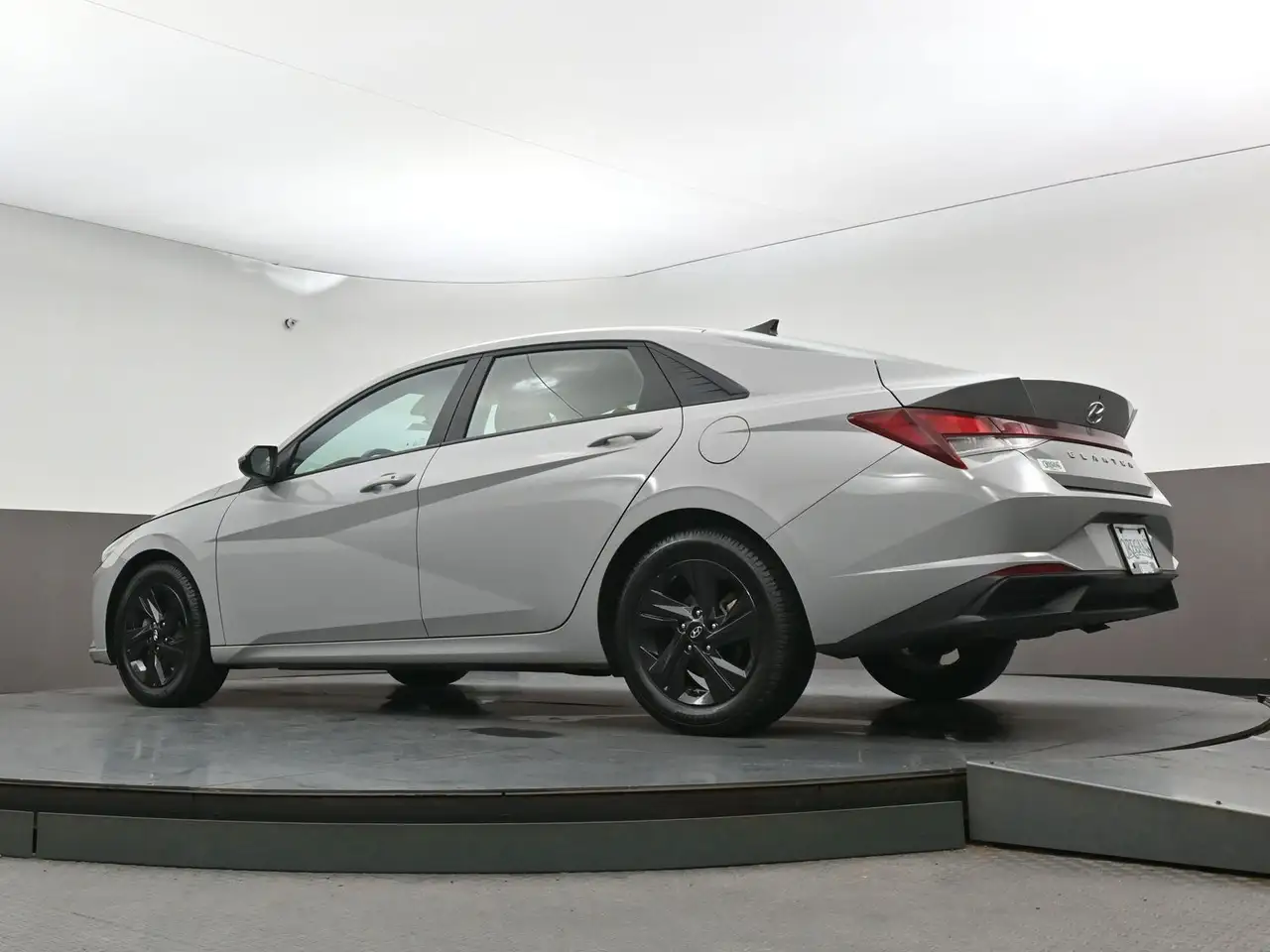 Hyundai ELANTRA снимка Hyundai ELANTRA
