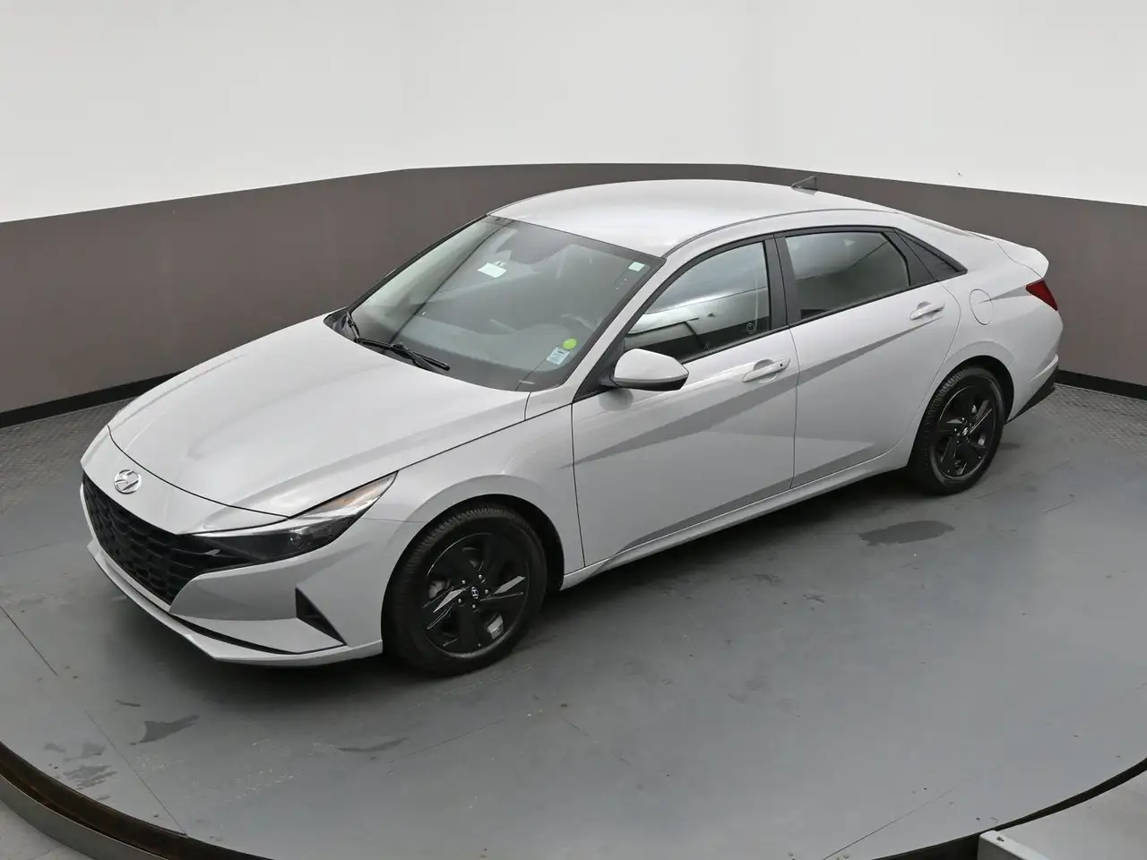 Hyundai ELANTRA снимка Hyundai ELANTRA