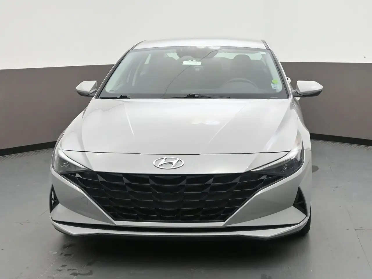 Hyundai ELANTRA снимка Hyundai ELANTRA