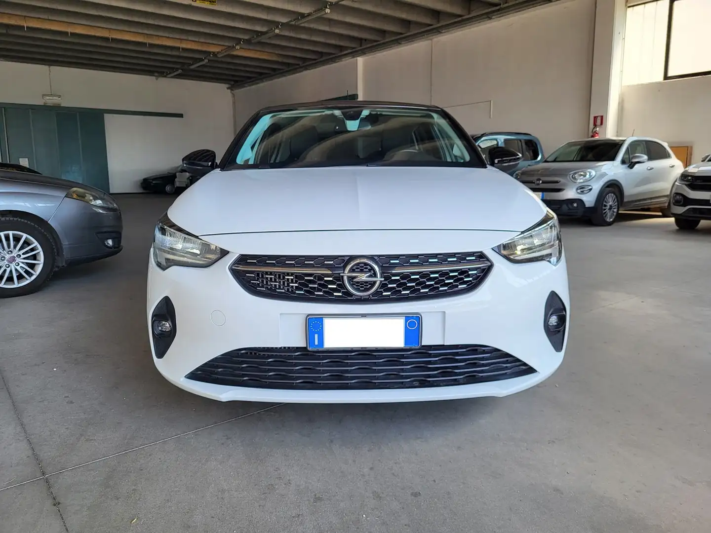 Opel Corsa 1.5 D 102CV Elegance 5 porte Bianco - 2