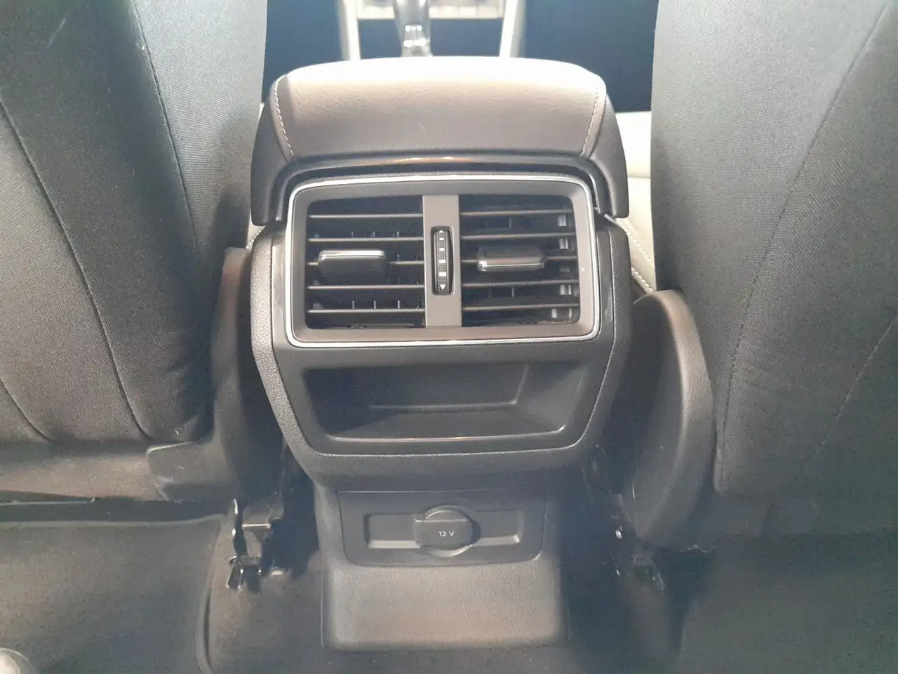 Skoda Karoq — photo 16 sur 21