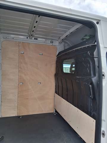 Iveco Daily 33 S 16SA8 V