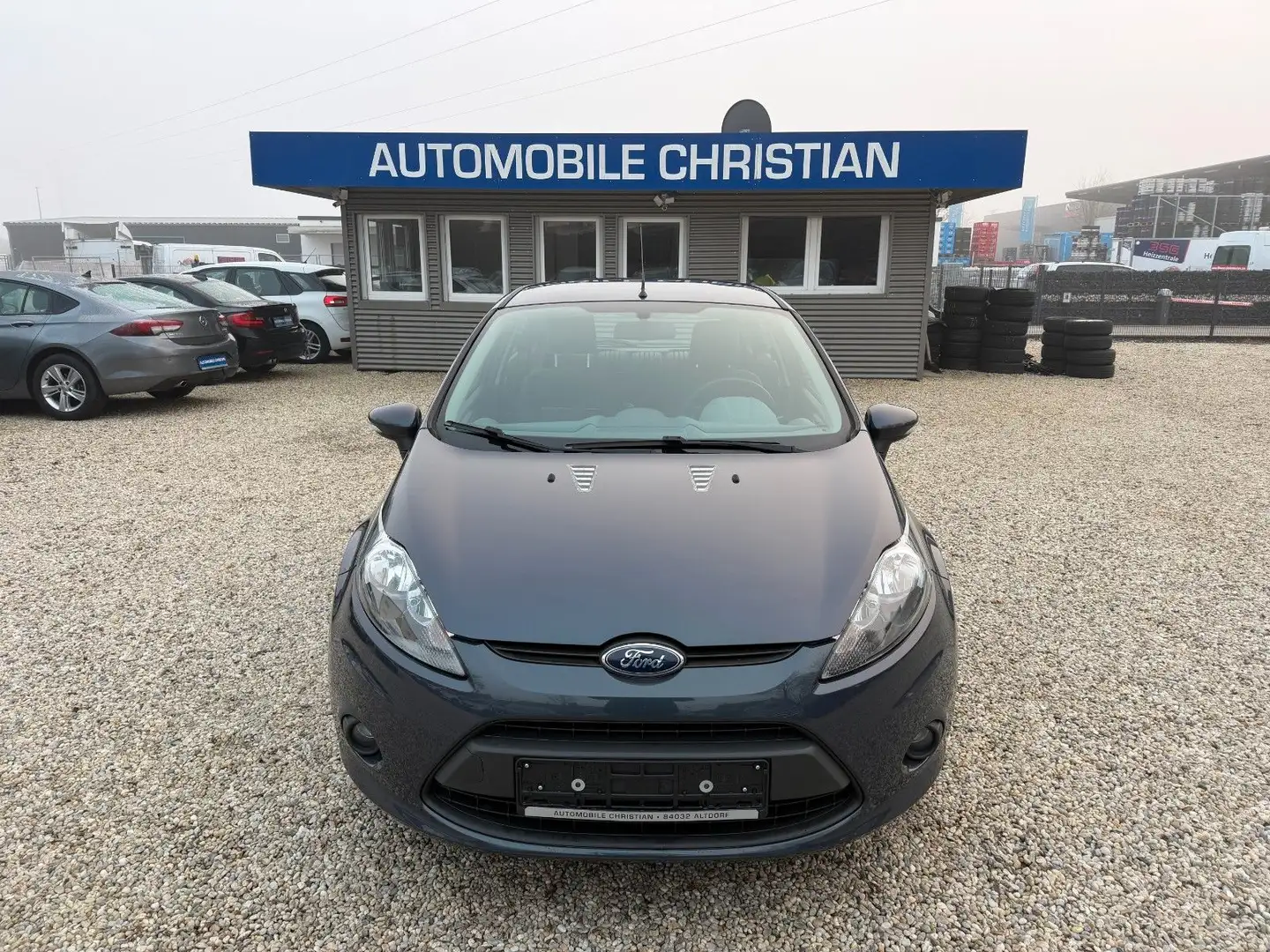 Ford Fiesta Klima Sitzheizung Tüv: 08.2026 Grau - 1