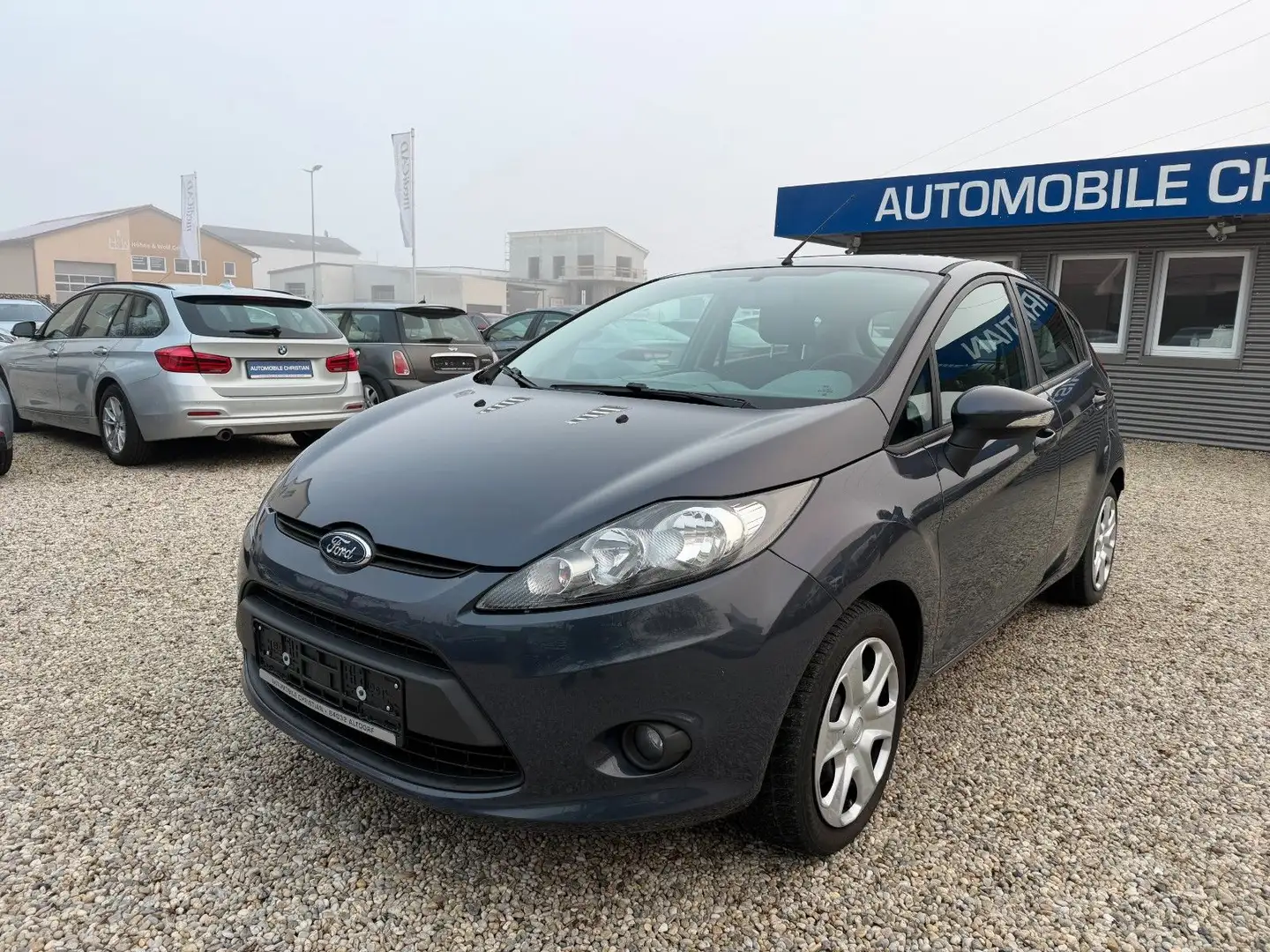 Ford Fiesta Klima Sitzheizung Tüv: 08.2026 Grau - 2