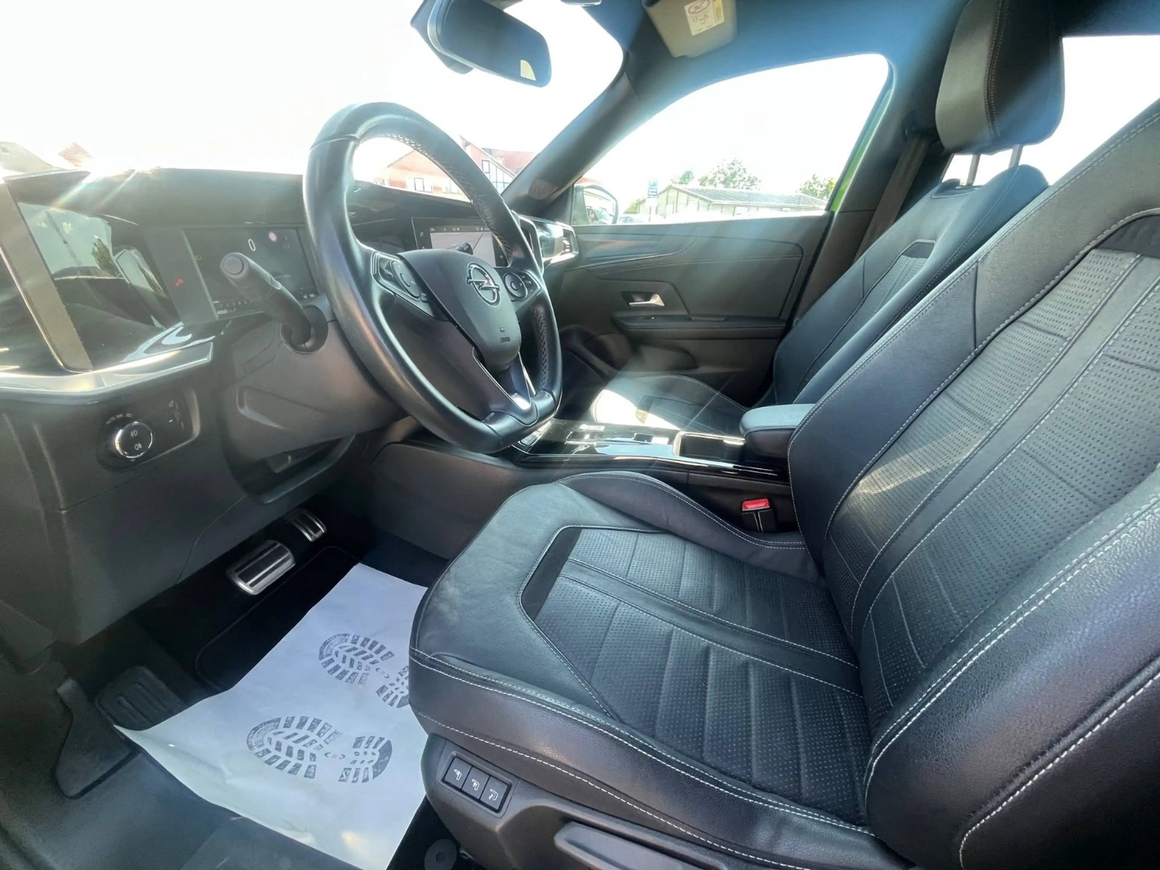 Opel Mokka X 1.2 Turbo GS Line*Automatik*Navi*LED* — photo 11