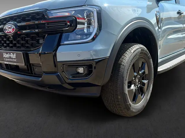 Ford Ranger view 3