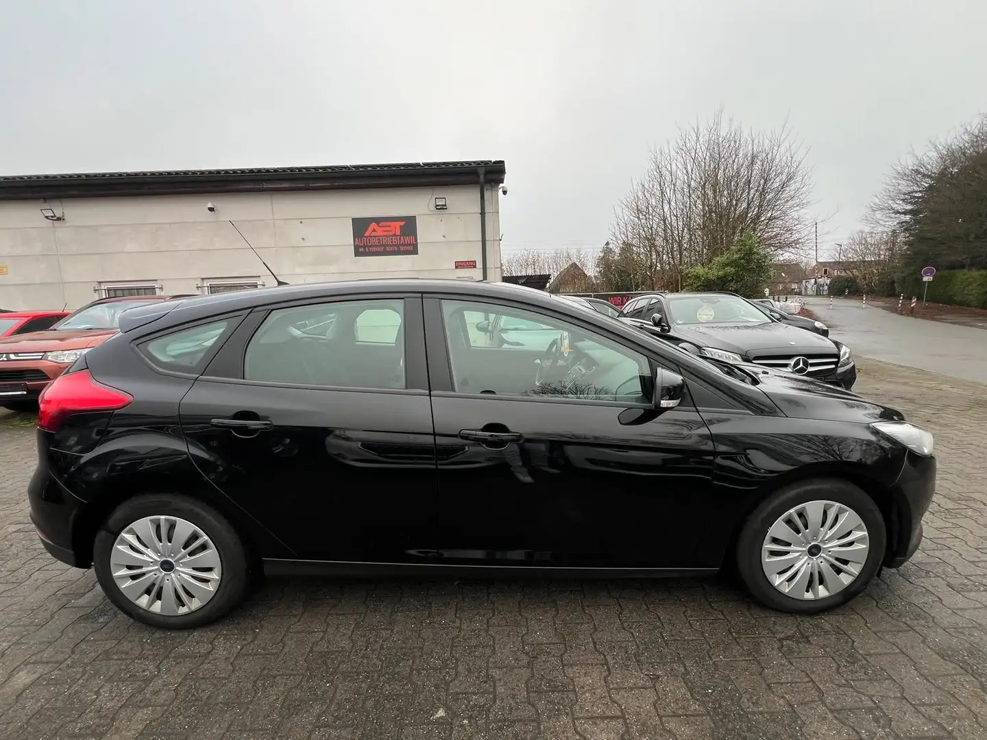 Ford Focus TÜV NEU,SZH,Klima,Garantie,ZR-2024,1Hand Nero - 2