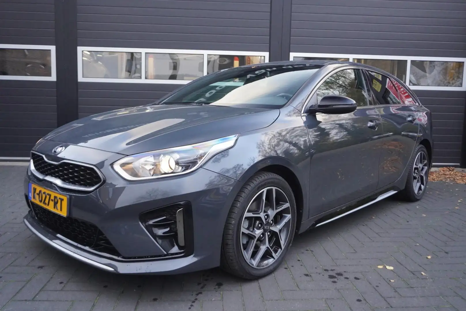Kia ProCeed / pro_cee'd 1.5 T-GDi GT-Line Edition Aut/Trekhaak/Camera/Crui Grijs - 1
