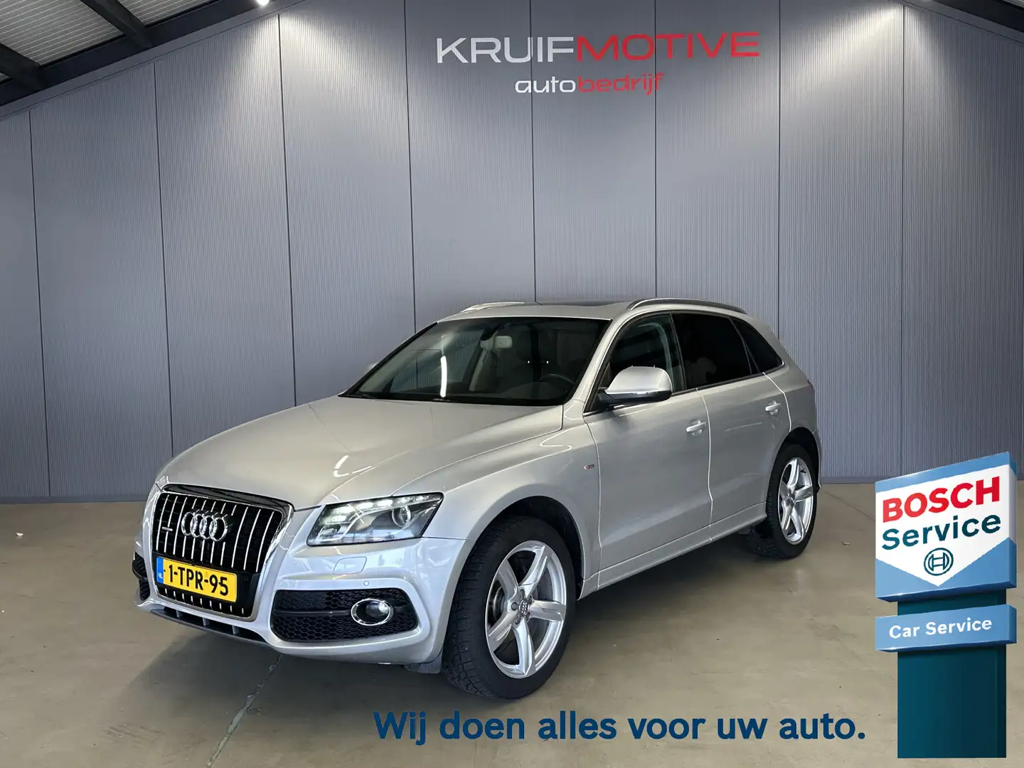 Audi Q5 3.2 FSI V6 quattro Pro Line S Grijs - 1