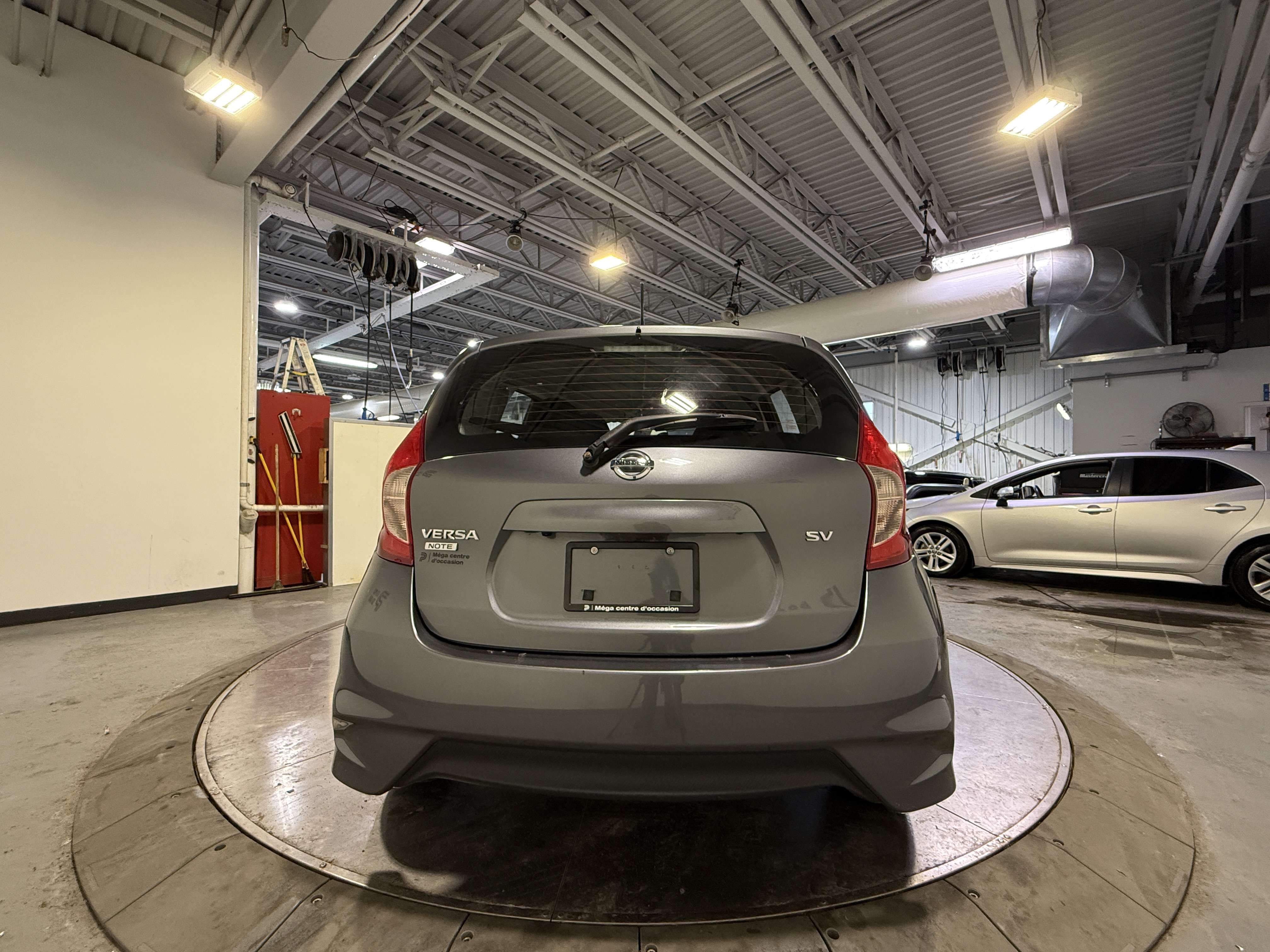 2019 Nissan Versa SV — снимка 1