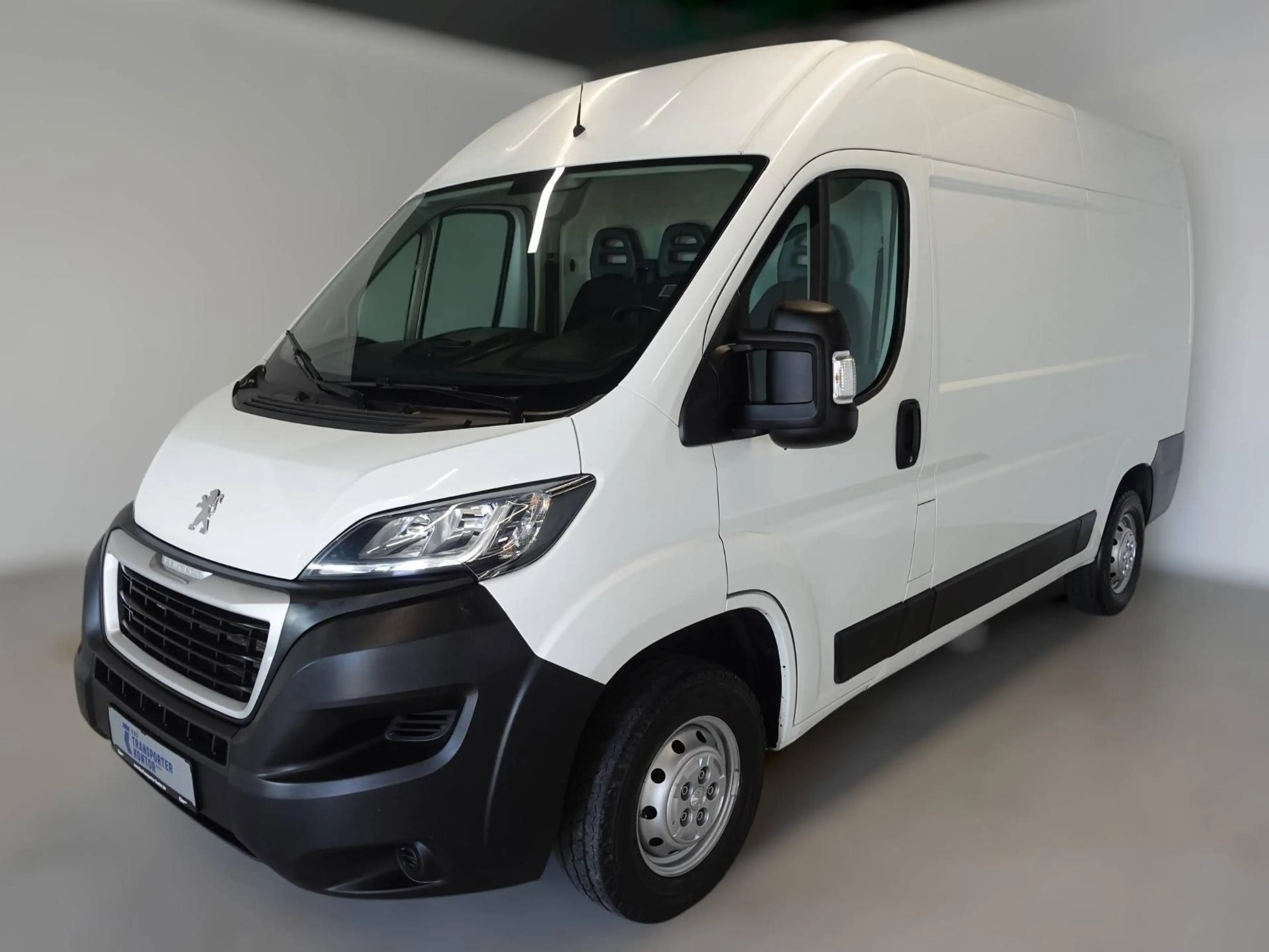 Peugeot Boxer 335 L2H2 Pro BlueHDi Klima AHK Navi RFK Sitzhzg.