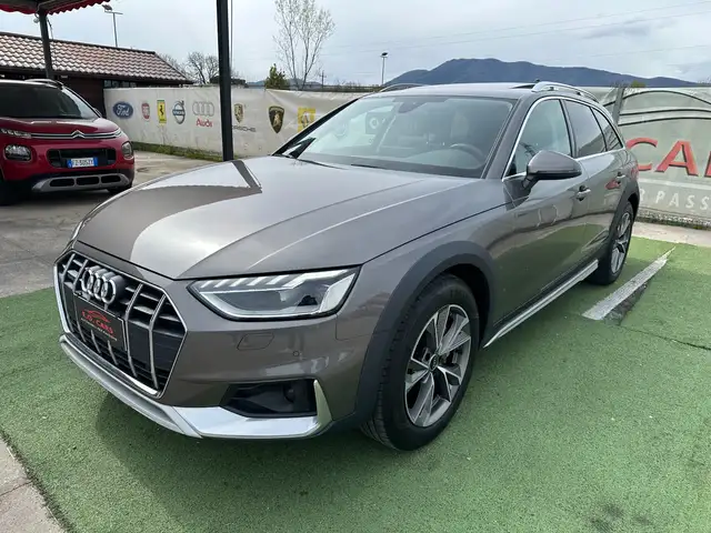 Audi A4 allroad 40*2.0TDI*204CV*VIRTUAL*TETTO*MATRIX*LED*AUT*GANCI
