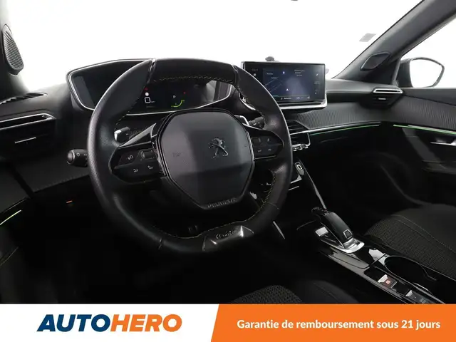 Peugeot 2008 view 11