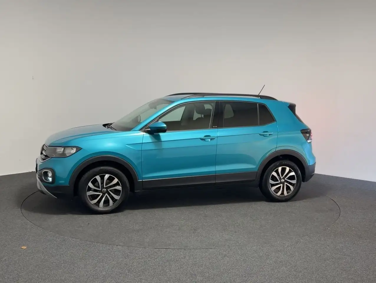 Volkswagen T-Cross 1.0 TSI AHK SHZ RFK Climatronic Navi 5