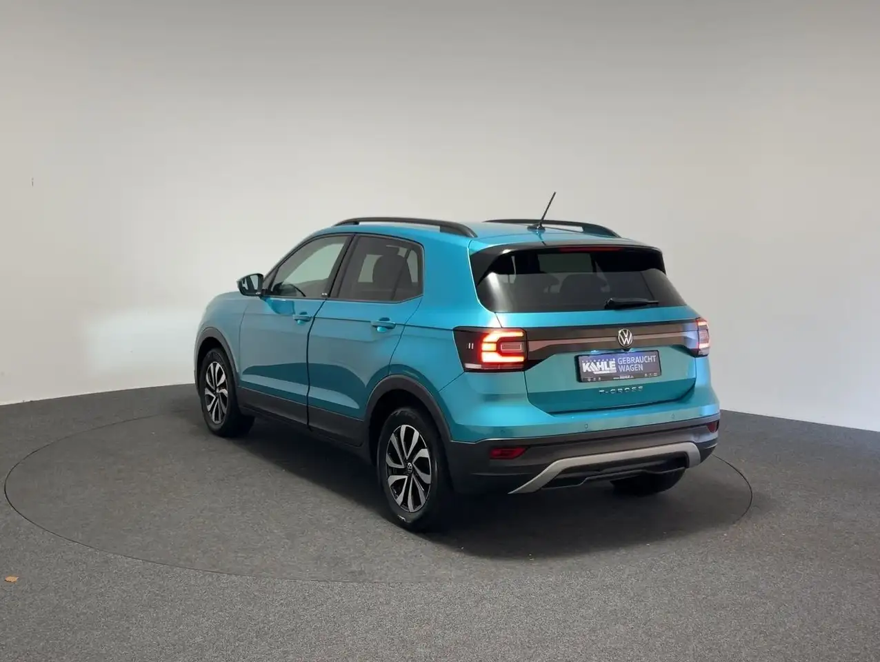 Volkswagen T-Cross 1.0 TSI AHK SHZ RFK Climatronic Navi 6