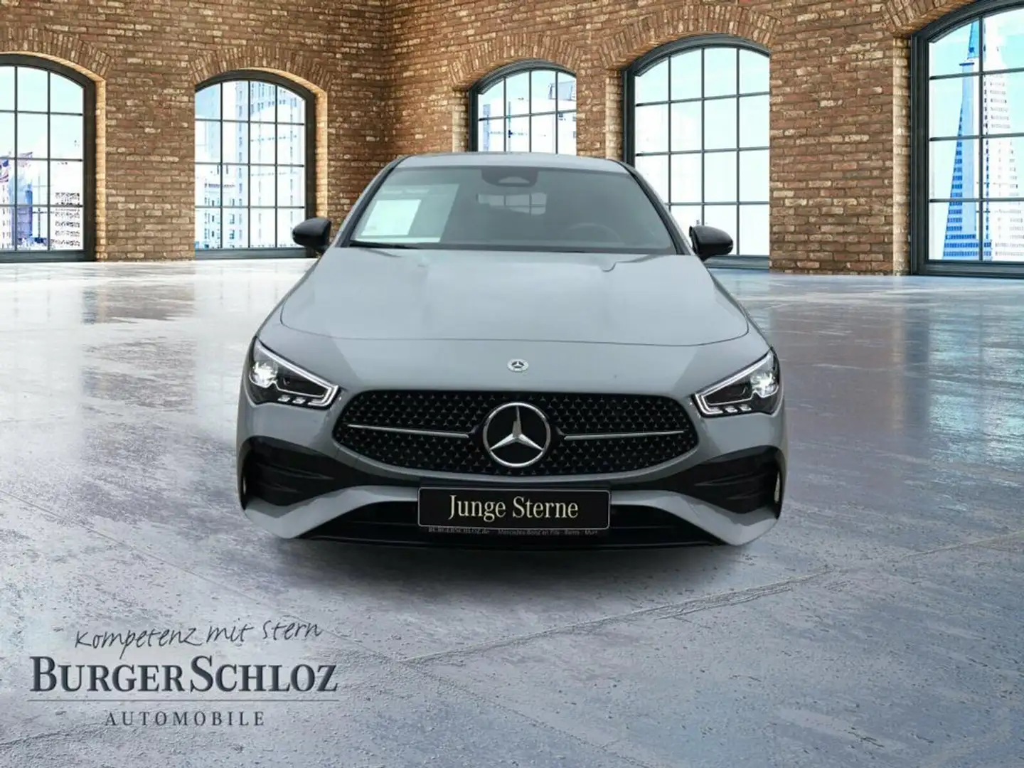 Mercedes-Benz CLA 180 Shooting Brake AMG/MULTIB./DISTR./AHK/360 Grau - 2