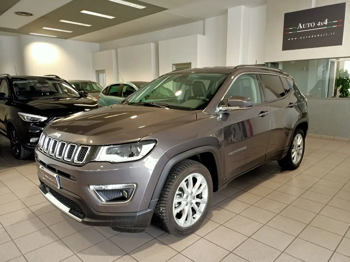 Jeep Compass 1.3 turbo t4 Limited 2wd 150cv ddct my20* Grigio - 1