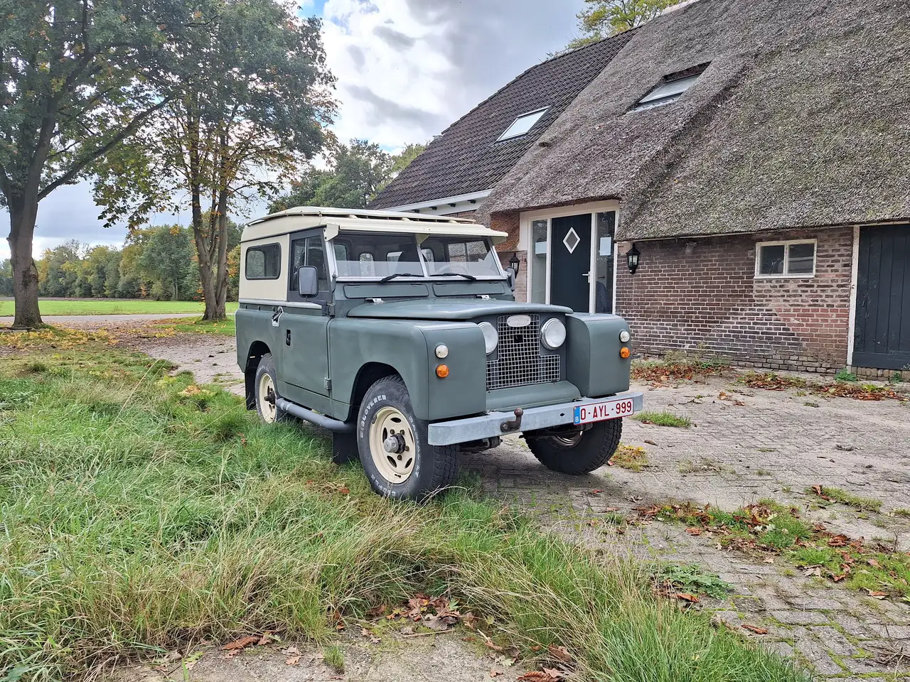 Land Rover Defender 88 Series 2A (1970) 4x4, green, high and low gear, foto 2