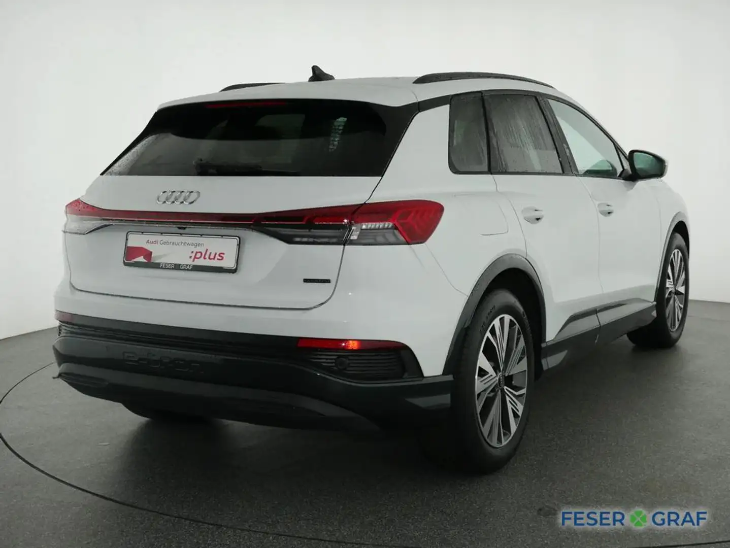 Audi Q4 e-tron 45 e-tron qu. S Line Int Pano,Leder,Navi,LED Weiß - 2
