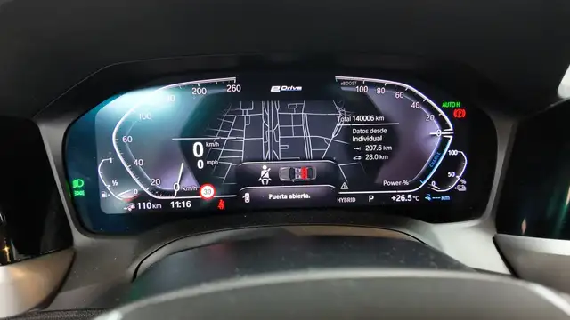 BMW 3 Series view 24