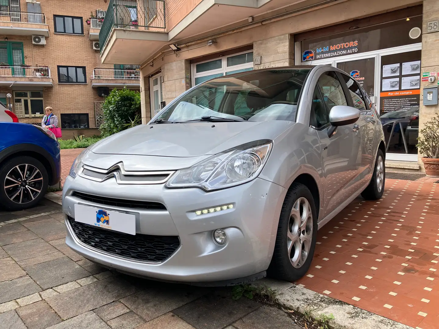 Citroen C3 C3 1.6 bluehdi Monna Lisa Exclusive 75cv my16 Silber - 1