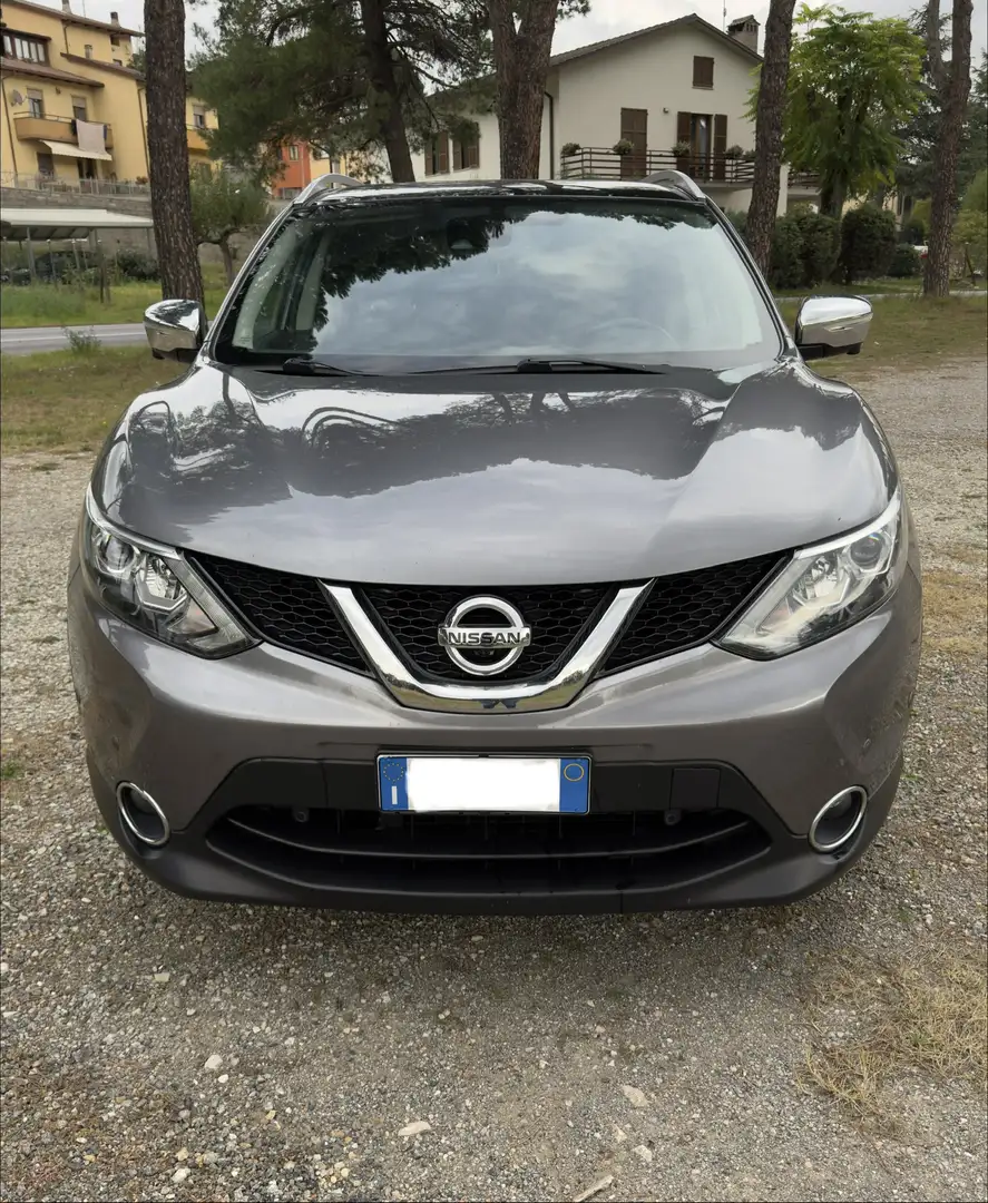 Nissan Qashqai 1.6 dci Tekna 4x4 Grigio - 1