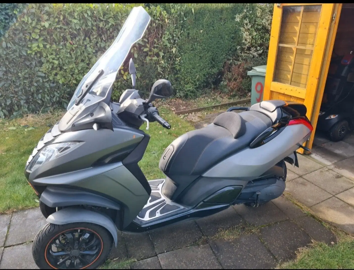 Peugeot Metropolis rs Grijs - 2