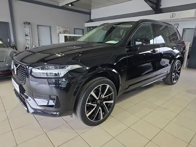 Volvo XC90 B5 Ultimate Dark AWD FourC AHK Massage 21"