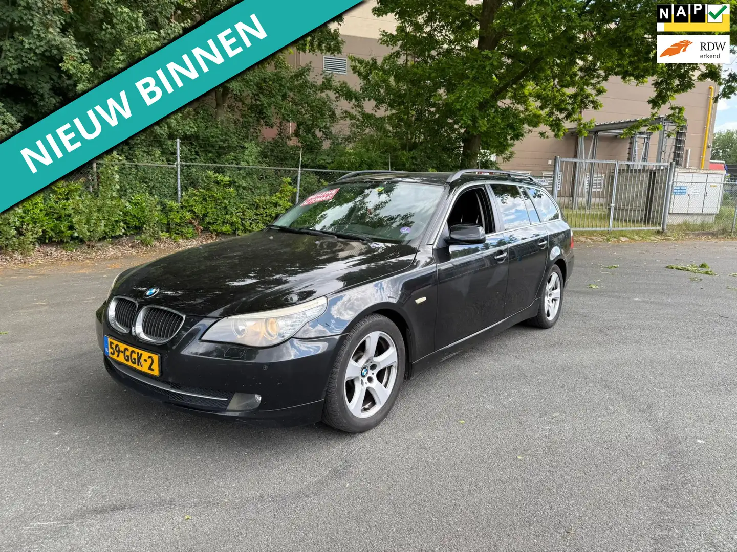 BMW 530 5-serie Touring 530i Executive LET OP : MOTOR LOOP Чорний - 1