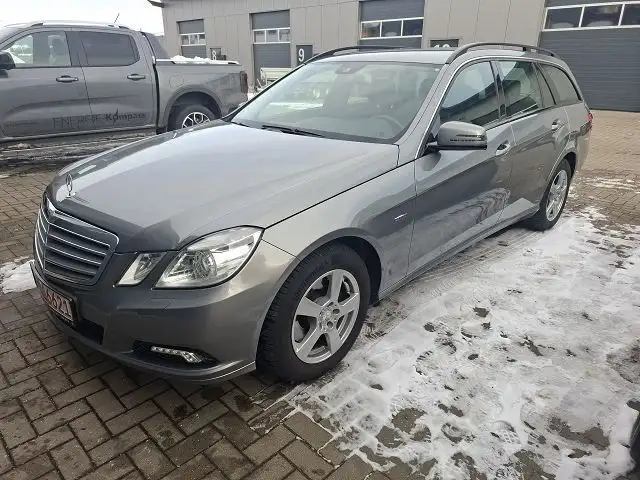 Mercedes-Benz E 250 E T-Modell BE,Autom.2.Hd. Top