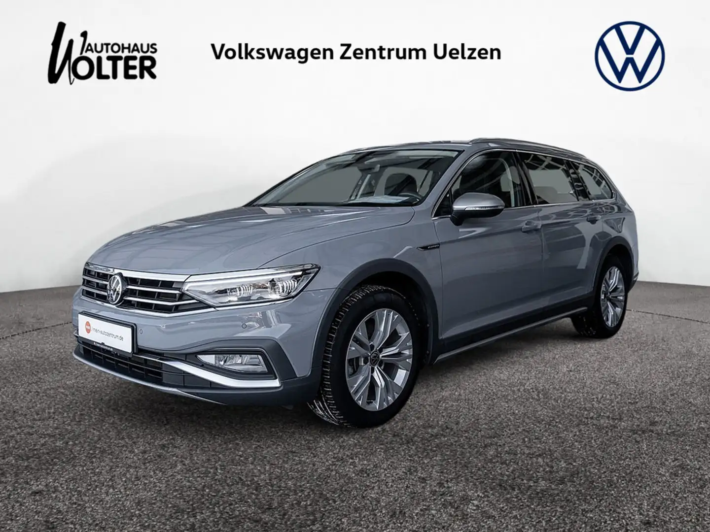 Volkswagen Passat Alltrack 2.0 TDI DSG 4M AHK 360° MATRI Grau - 1