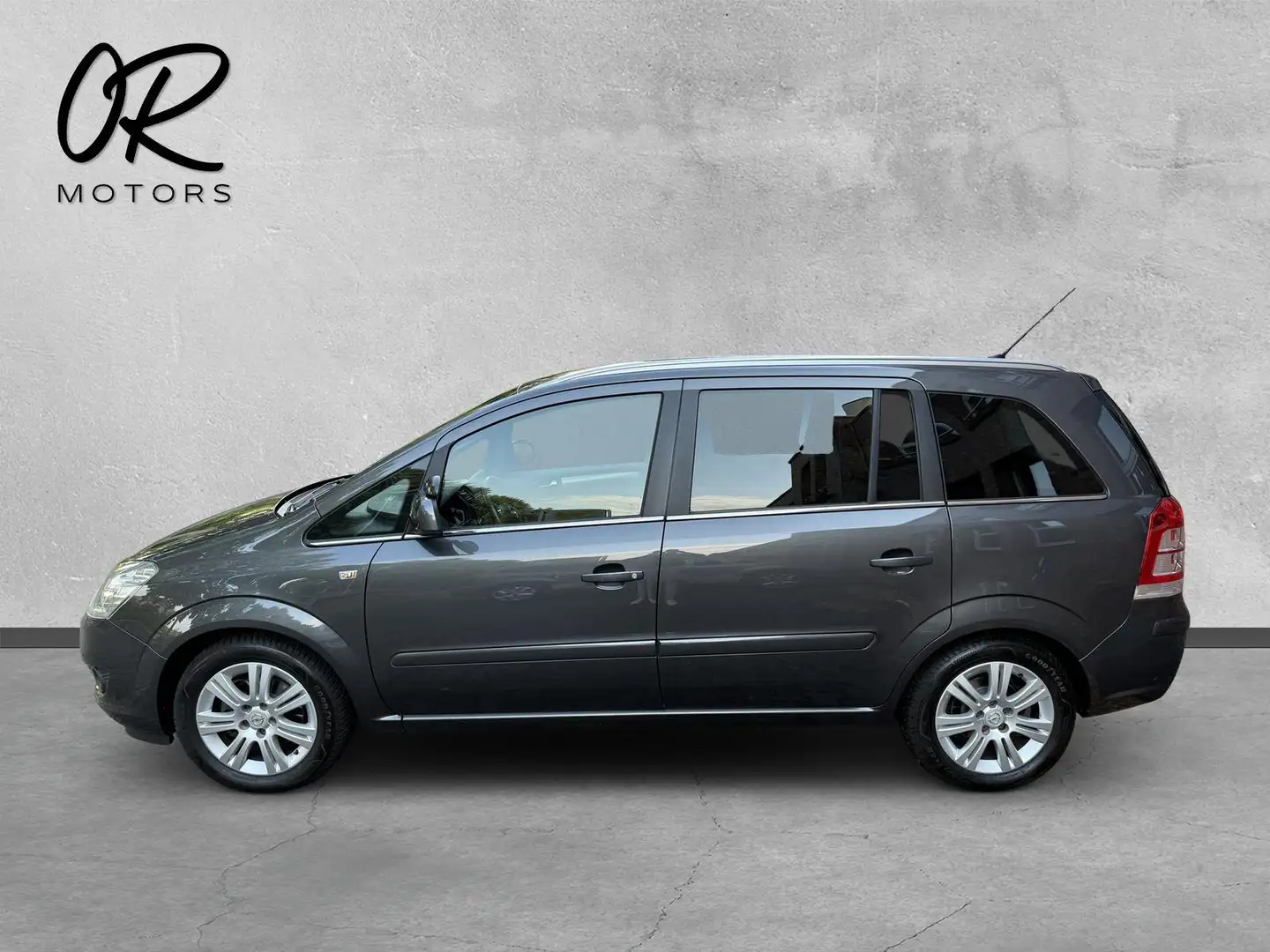 Opel Zafira Family Plus 1.8 7-SITZ*XENON*SHZ*GEPFLEGT Grau - 2