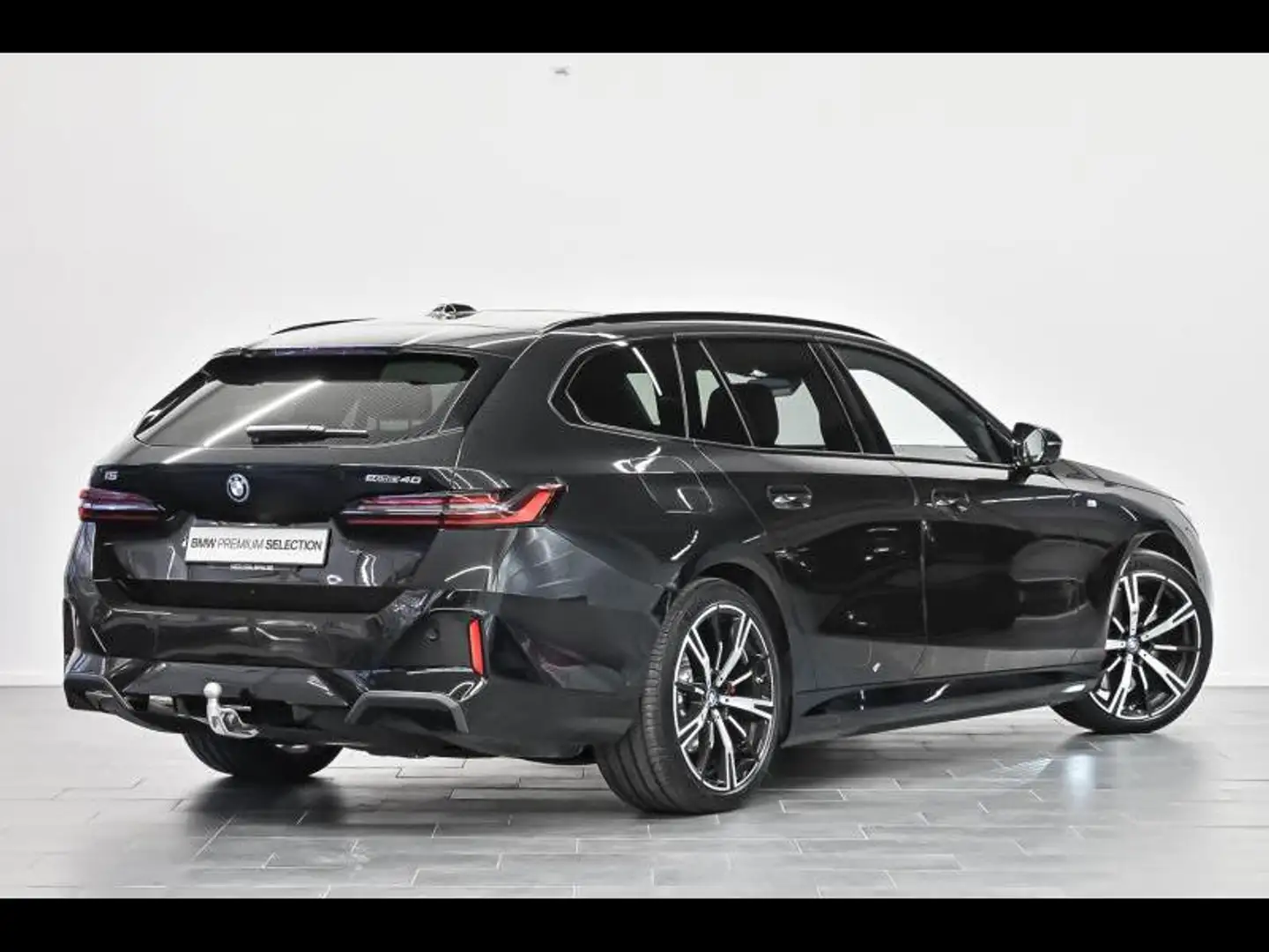 BMW i5 eDrive40 Touring Noir - 2
