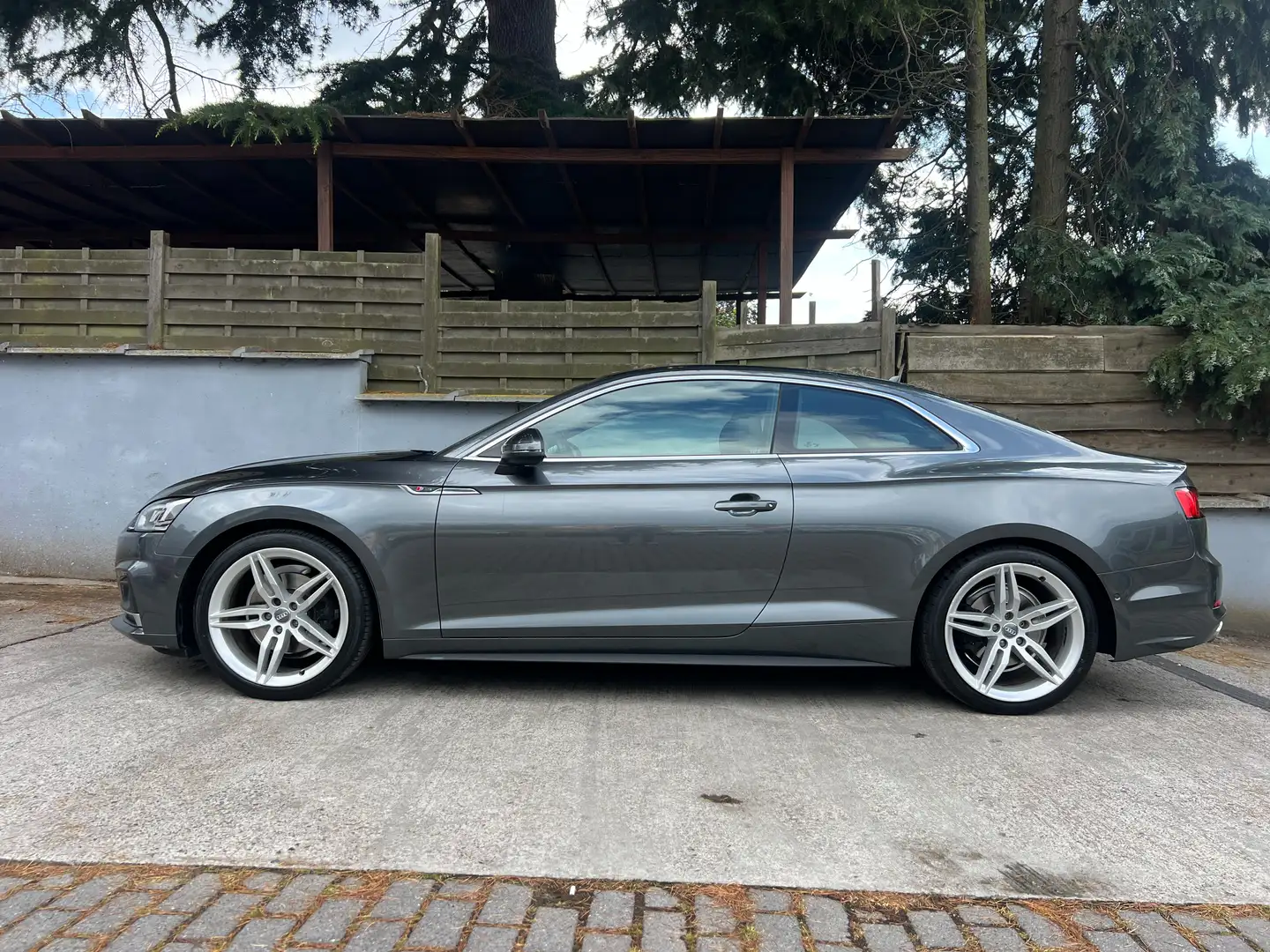 Audi A5 Coupé 2.0 TFSI ultra Sport  S- line S tronic Grau - 2