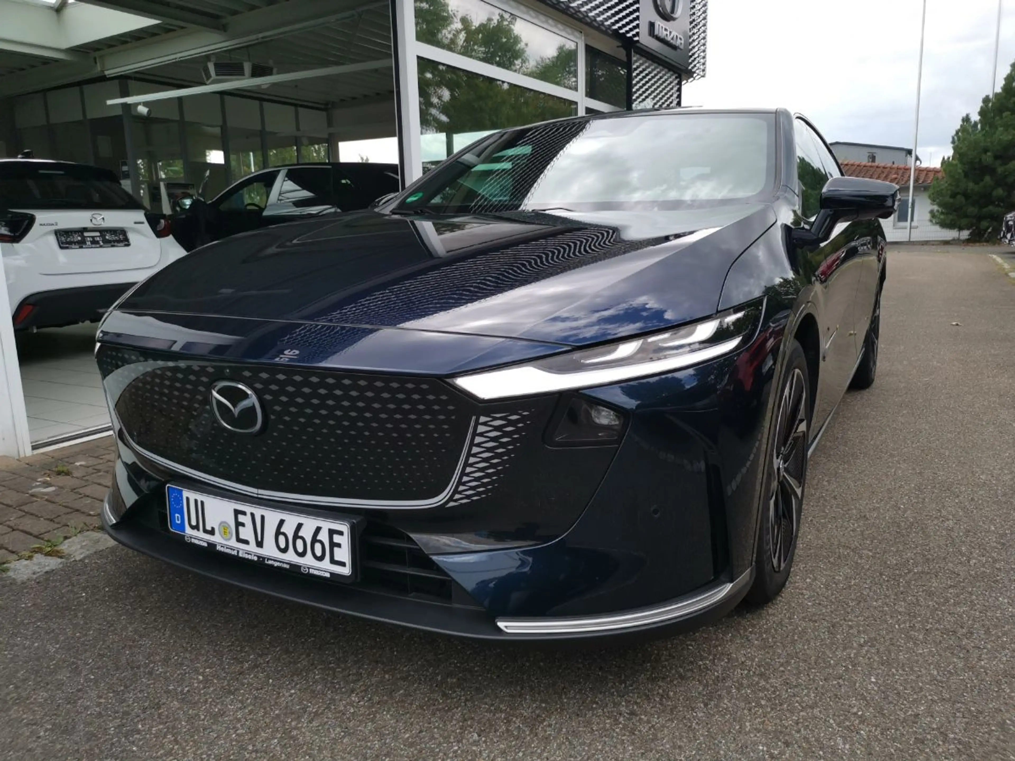Mazda 6e EV 258ps